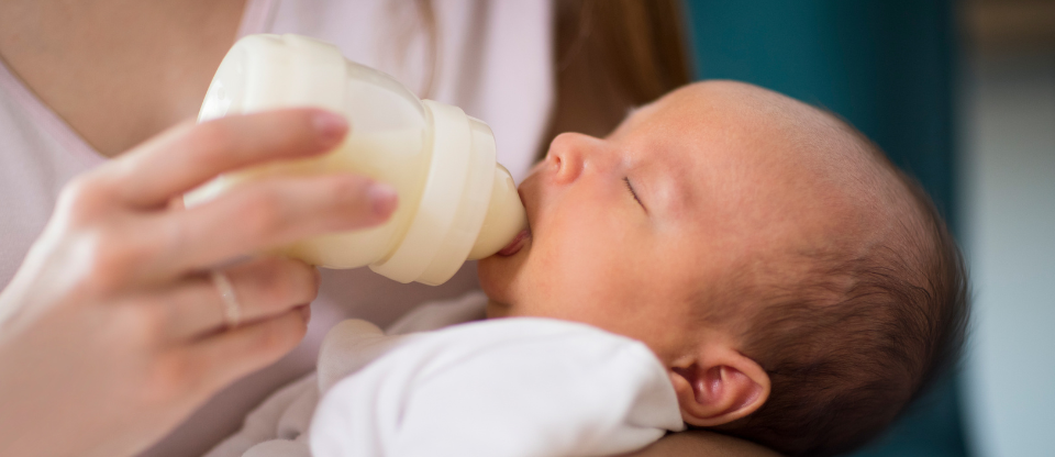 Choosing The Right Bottle When Feeding Baby