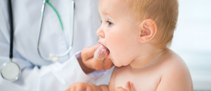 What to Expect When Your Baby is Teething: Signs and Remedies
